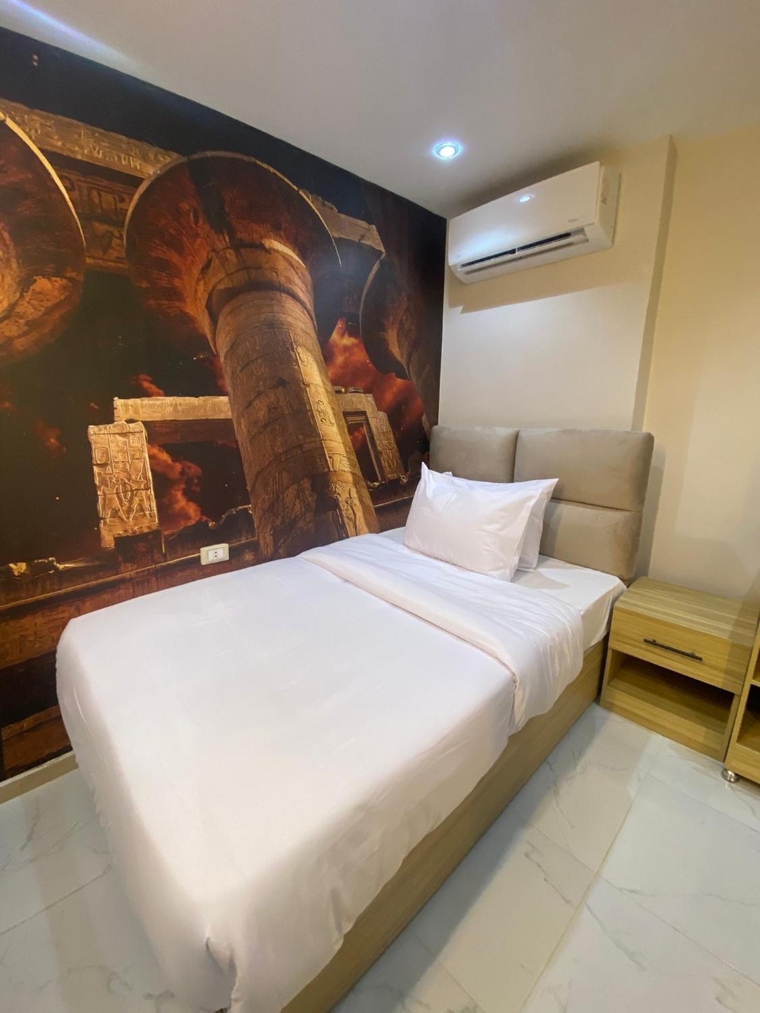 Royal Golden Pyramids Inn Giza Exterior photo
