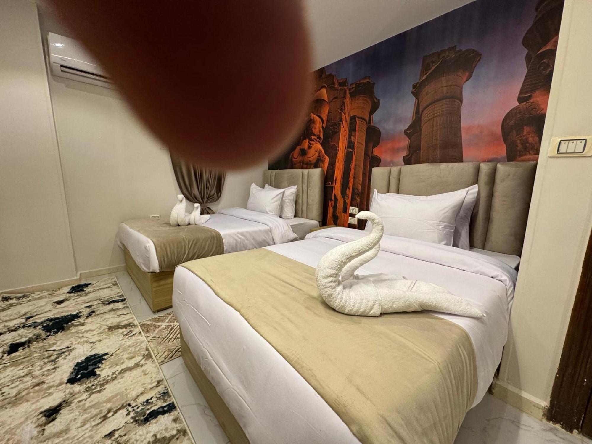 Royal Golden Pyramids Inn Giza Exterior photo